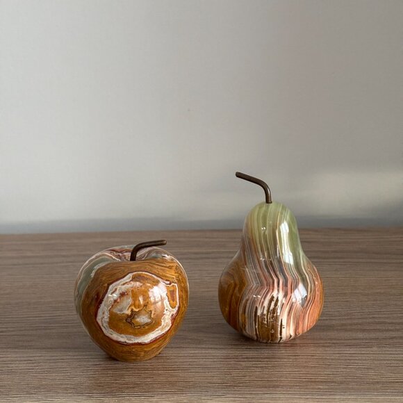 Vintage Green & Brown Onyx Apple And Pear Stone Paperweights Set - Picture 4 of 4